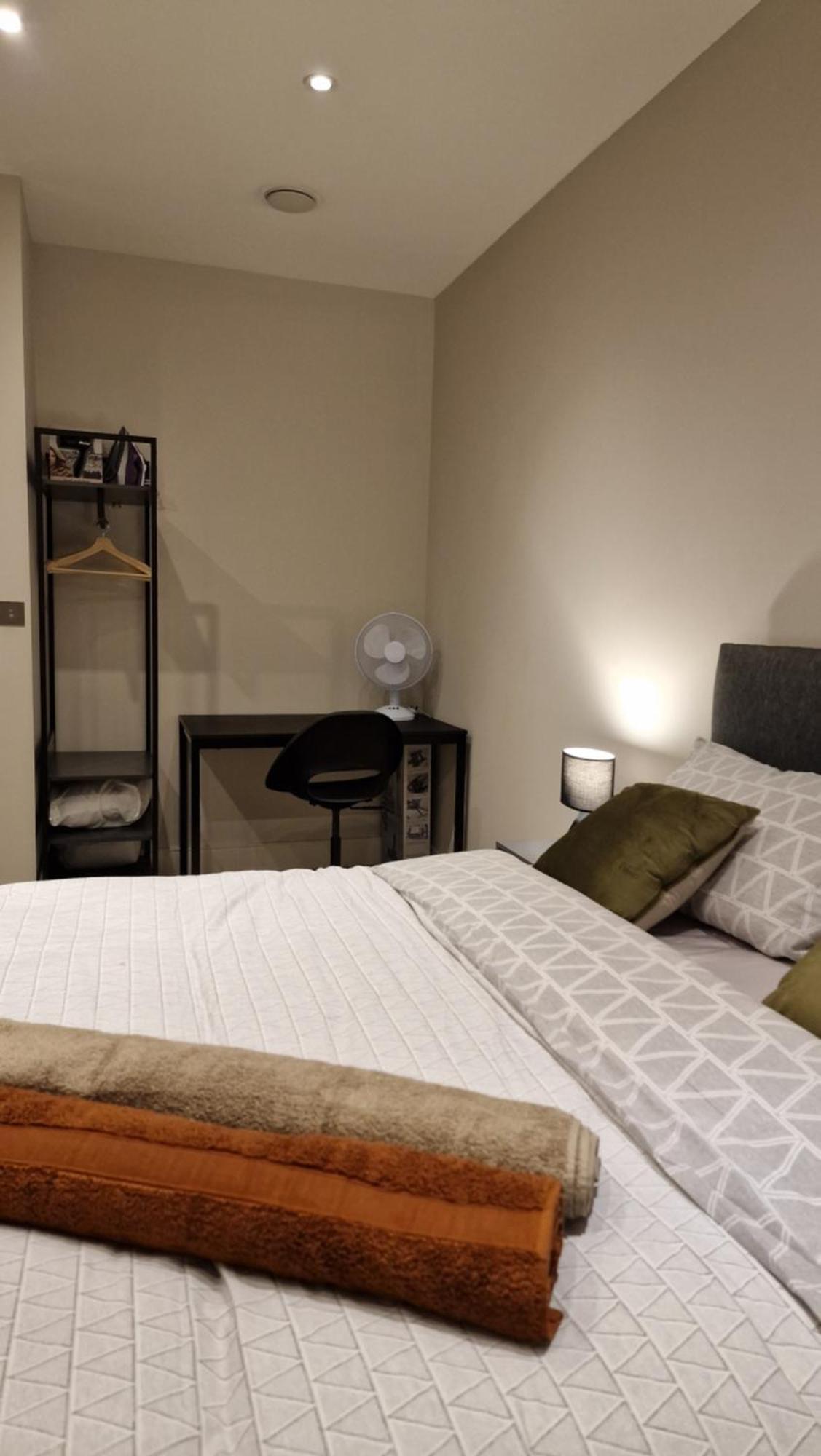 London City Apartment 伊灵 外观 照片